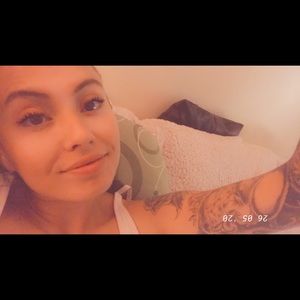 Meet your Posher, Dee